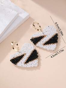1 Pair Handmade Bohemian Style Black & White Contrast Beaded Casual Retro Street Fashion Heart Shaped Dangle Earrings, Suitable For Parties, Music Festivals And Other Occasions - Black and White - View 2