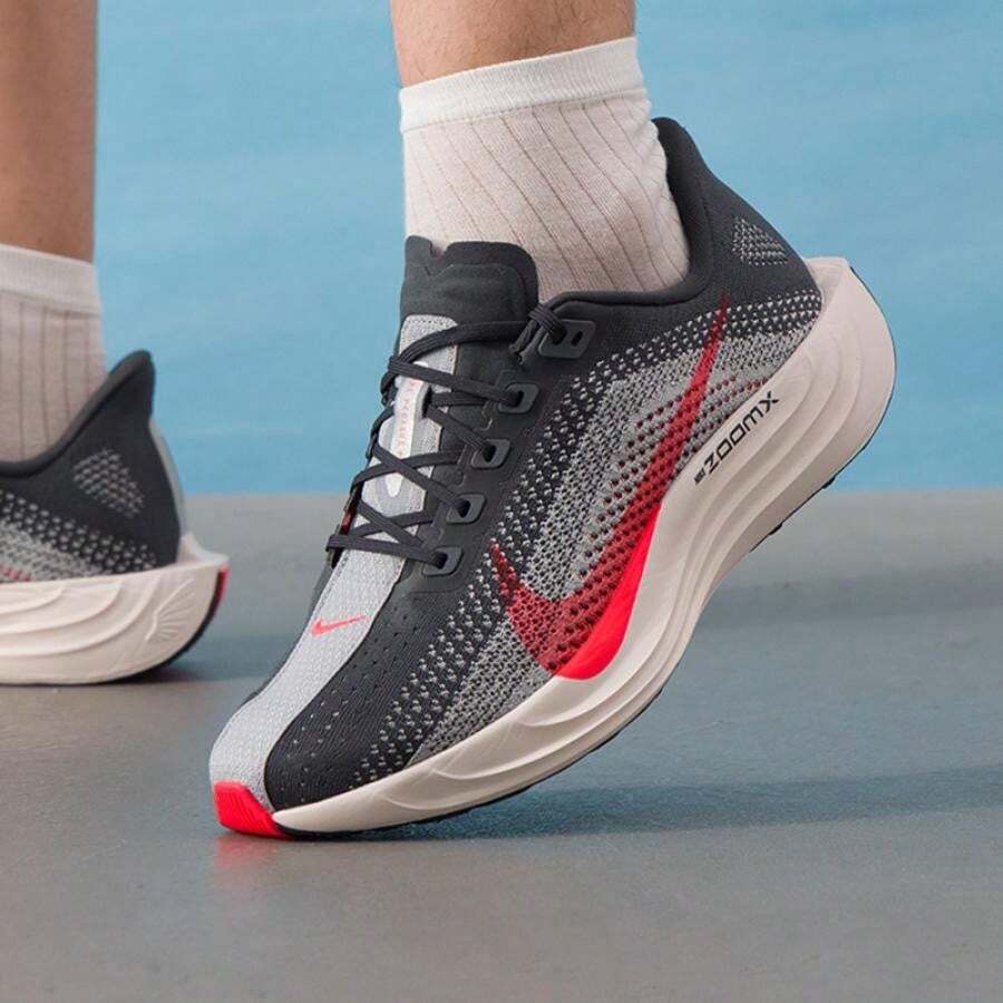 Jordan Men's Running Shoes Casual Shoes PEGASUS PLUS Daily Outdoor Travel Shoes Sports Shoes FQ7262-007 - Coal Black/Bright Deep Red/Light  Grey - View 1