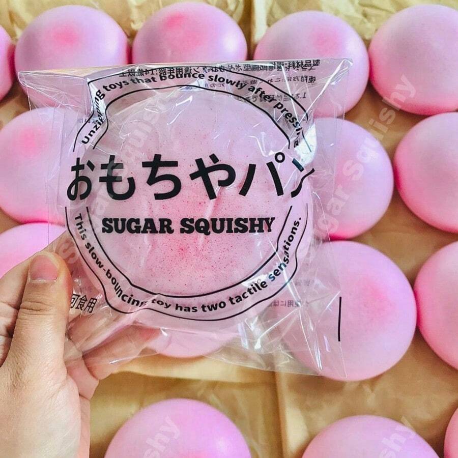 13cm Pink Mini Bun Squishy Toy, Bottom With Sticky, Slow Rebound, Helps Relieve Sensory Stress