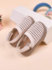 Kids Casual Versatile Woven Slip-On Flat Sandals - Beige - View 1