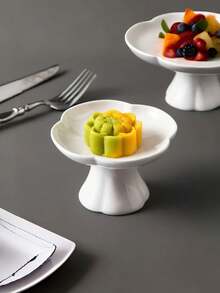 1 chiếc đĩa sứ trắng tinh khôi tối giản, đĩa trà và ăn nhẹ sáng tạo, đĩa đựng các loại hạt, bánh ngọt, trái cây tráng miệng cho đám cưới, đĩa ăn gia đình trang nhã, đĩa ăn nhẹ nhỏ, đĩa bánh trà chiều tinh tế. - trắng - Xem 3