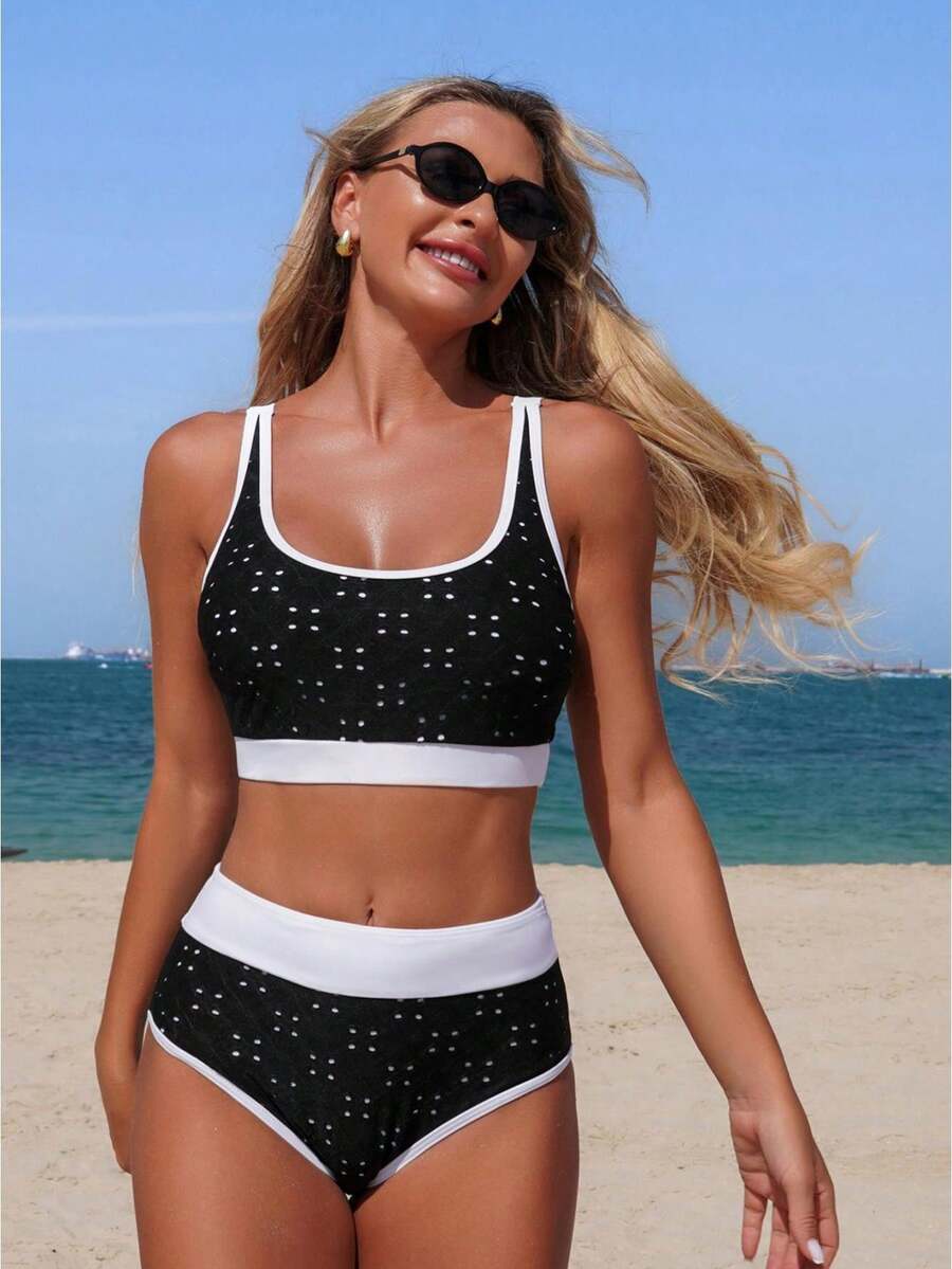 Ladies' Summer Beach Bikini Set, Combining Bright Contrasting Colors With Hollowed Out Embroidery. Skin Friendly Fabric, Soft And Comfortable Texture, Breathable And Quick Drying, Elastic. Suitable For Swimming, Surfing, Beach, Tropical, Honeymoon, Sports, Vacation, Pool Parties, Etc. - 黑色 - 查看 1
