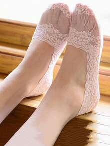 Women's Lace Invisible No-Show Shallow Mouth Socks Silicone Non-Slip Summer Low Cut Transparent Ankle Boat Socks - Multicolor - View 6