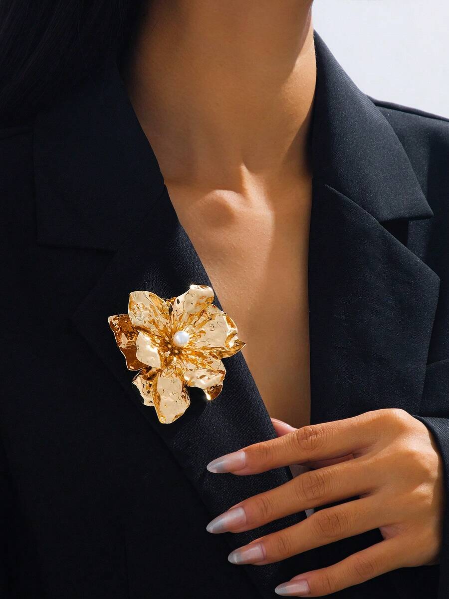 1pc Fashionable High-End Asymmetrical Ruffle Large Flower Brooch, Multi-Layer Petals Brooch Suitable For Women's Daily, Banquet, Party Wear - Flower Brooch - View 1
