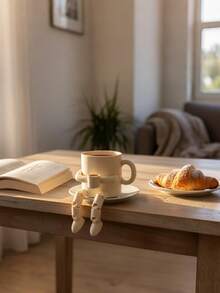 可爱的咖啡杯和咖啡豆造型摆件，带可活动腿 – 塑料材质桌面摆件，现代设计，非常适合咖啡角装饰，送给咖啡爱好者的趣味礼物，家居和办公室装饰，可爱的书架装饰，以及可收藏的活动摆件。 - 彩色 - 查看 7