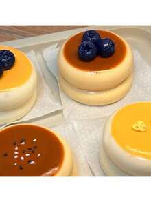 1 Piece / 2 Pieces Strawberry & Blueberry Squeeze Cream Cake Toy, Stress Relief Toy, Perfect Gift For Holidays, Birthdays, Christmas, Parties - Multicolor - View 3