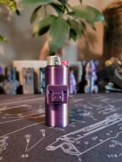 1 Peça Capa de Isqueiro em Formato de Porco Impressa em 3D, Adequada para Isqueiros BIC J6 de Tamanho Padrão - Capa de Isqueiro de Plástico Durável e na Moda, à Prova de Choque, Capa de Isqueiro J6 Vintage Minimalista e à Prova de Vento, Carcaça de Isqueiro de Metal, Design Ajustado, Compacta e Leve, Design Antiderrapante, à Prova de Choque, Adequada para Isqueiros e Fósforos