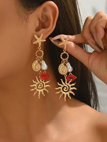 1 Pair Beach Vacation Style Starfish, Sun, Lips Mixed Pendant Earrings, Fashionable And Cute Jewelry Accessories Suitable For Daily Wear, Beach Dates And Parties - Gold - View 1