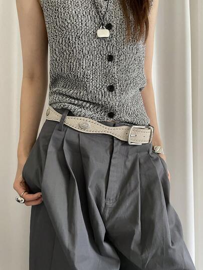 1 chiếc thắt lưng nữ bằng da PU màu be kiểu cổ điển, đính đinh tán, phong cách Bohemian.