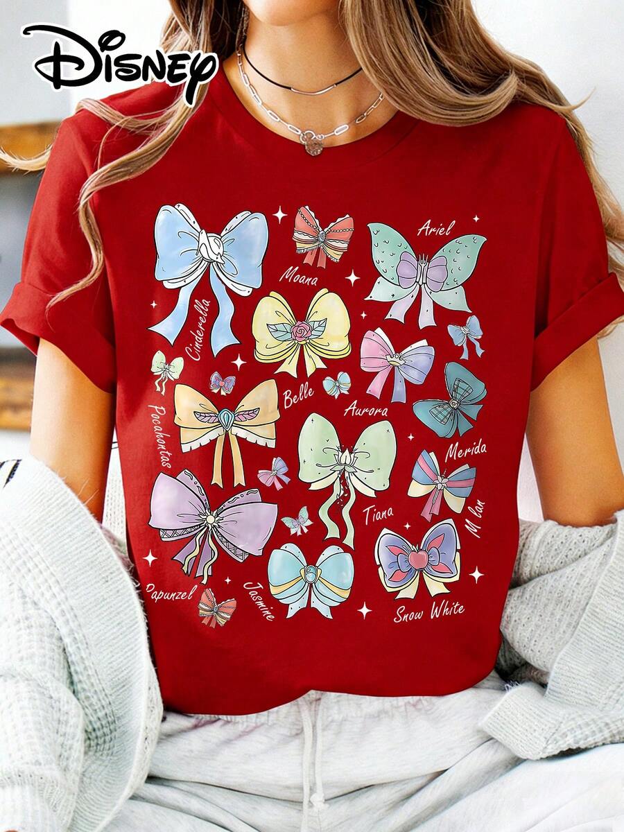 Disney Official Authorization | Women's Street Casual Short-Sleeve T-Shirt, Featuring Exclusive Bow Prints Of Multiple Princesses Including, Belle, And . The Hand-Painted Watercolor Design Ensures Each Bow Corresponds To The Iconic Elements Of One Princess. Made Of Opaque Fabric, It Is Machine Washable, Versatile For Daily Casual Wear, And Suitable For Spring And Summer. - 紅色 - 查看 1