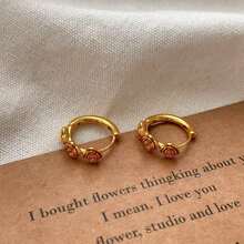 1pc Niche Design Vintage Carved Rose Flower Earrings, Romantic Sweet Jewelry - Gold - View 2