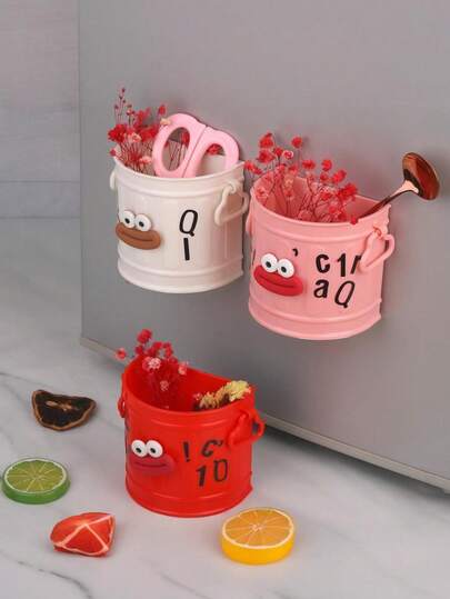 Big Mouth Pencil Holder Magnetic Desktop Storage Box Funny Sausage Mouth Makeup Brush Holder DIY Office Stationery Organizer Bags, Protective Cases Interesting Large Diameter Pen Cup Organizer High Capacity Student Dorm Desk Storage & Office Creative Plastic Material, Including Random Large Diameter Decorations, Back To School Season