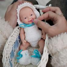 Muñeca bebé reborn niña mini de 7 pulgadas - Material de silicona lavable, muñeca recién nacida suave y realista, con piel pintada, conjunto de punto blanco, regalo familiar perfecto, regalo de muñeca recién nacida, adecuado para cumpleaños/Navidad/Halloween/Acción de Gracias - Blanco - Ver 3