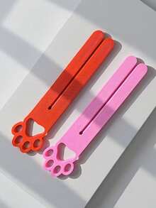 这款猫粮挤压器采用开口式设计，适用于大小两种尺寸的猫粮袋。它是一款便携式猫形膏状猫粮袋挤压器，配有符合人体工程学的把手。产品采用耐用的PETG材料制成，操作和清洁都非常方便。 - 2公升 - 查看 4