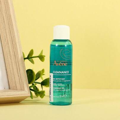 Avene Eau Thermale Avène Cleanance Oil-Control Gel Limpiador Purificante para Pieles con Proteínas y Grasas - 25 ml Tamaño Compacto de Viaje