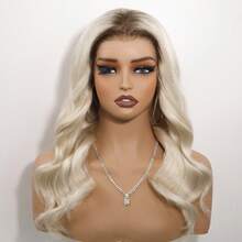 渐变挑染奶油金棕色带深色发根，波浪卷巴西雷米真人发假发，深色发根，180%密度，预漂白预拔毛，13x4x1蕾丝分缝假发，真人发无胶高清透明蕾丝前额假发，女性角色扮演假发，中分假发 - SBeige - 查看 9