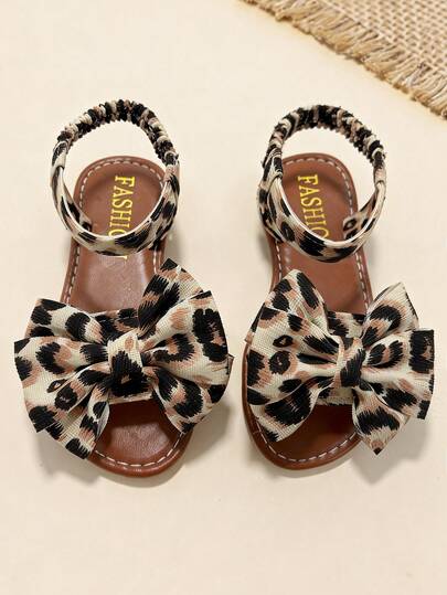 1 Pair Girls' Summer Leopard Print Sandals, Open Toe Elastic Strap Flat Sandals, Big Bow Elastic Strap Summer Princess Shoes, Fashionable Outfit, Suitable For Daily Casual, Wedding, Party, Beach
