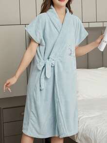 1件女士春夏可爱刺绣无袖睡袍，家居服，可作浴巾，开衫式长袍，家居长袍，夏季斗篷，披肩，僧袍，柔软保暖，适合浴室、泳池、海滩、冲浪等场合。 - 彩色 - 查看 2