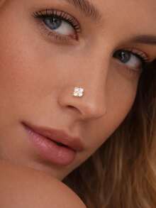 1件925纯银四叶草扁平鼻钉扁平耳钉耳骨钉镶钻耳钉弹性鼻钉 - 單隻鼻釘 - 查看 4