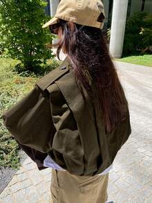 女士口袋纽扣短款外套，适合春秋季穿着。新款秋季休闲短款女式风衣 - 軍綠色 - 查看 5