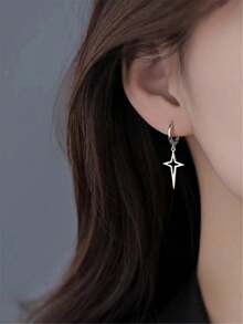 一对不锈钢镂空方形星形耳钉，简约前卫的中性设计 - 彩色 - 查看 6