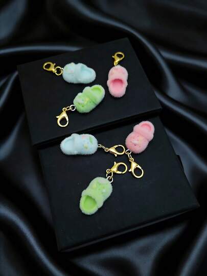 1pc Cute Cartoon Flocked Keychain Pendant, Gift For Friends And Classmates