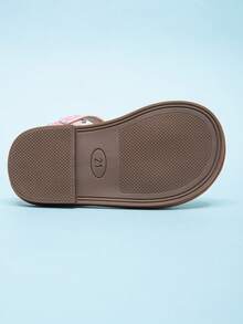 Cute White Infant Sandals With Pearl Chain & Hook And Loop Ankle Strap - Multicolor - View 9