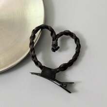 2pcs Women's Fashionable Youthful Cute Heart-Shaped Hair Clips - Multicolor - View 4