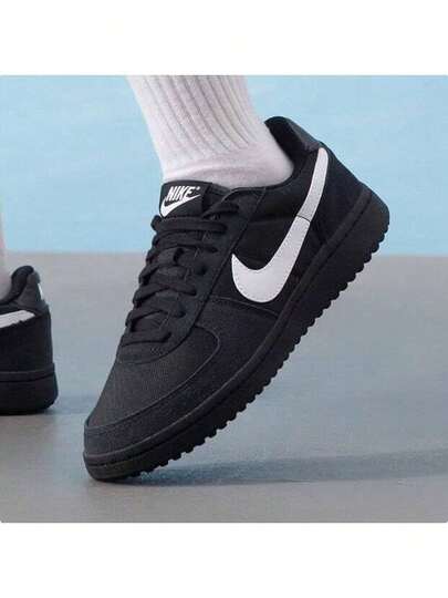 Nike 青少年通用运动休闲鞋