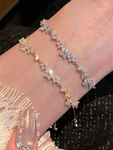 1pc Sparkling Cubic Zirconia 5-Petal Flower Bracelet, Elegant Adjustable Diamond Bracelet For Women, Copper Jewelry Suitable For Party, Daily Wear, Wedding - 均碼 - 查看 2