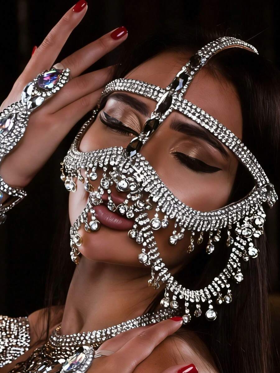 1件装时尚优雅女士水钻面罩，夜店水晶饰品面部配饰 - 銀色 - 查看 1