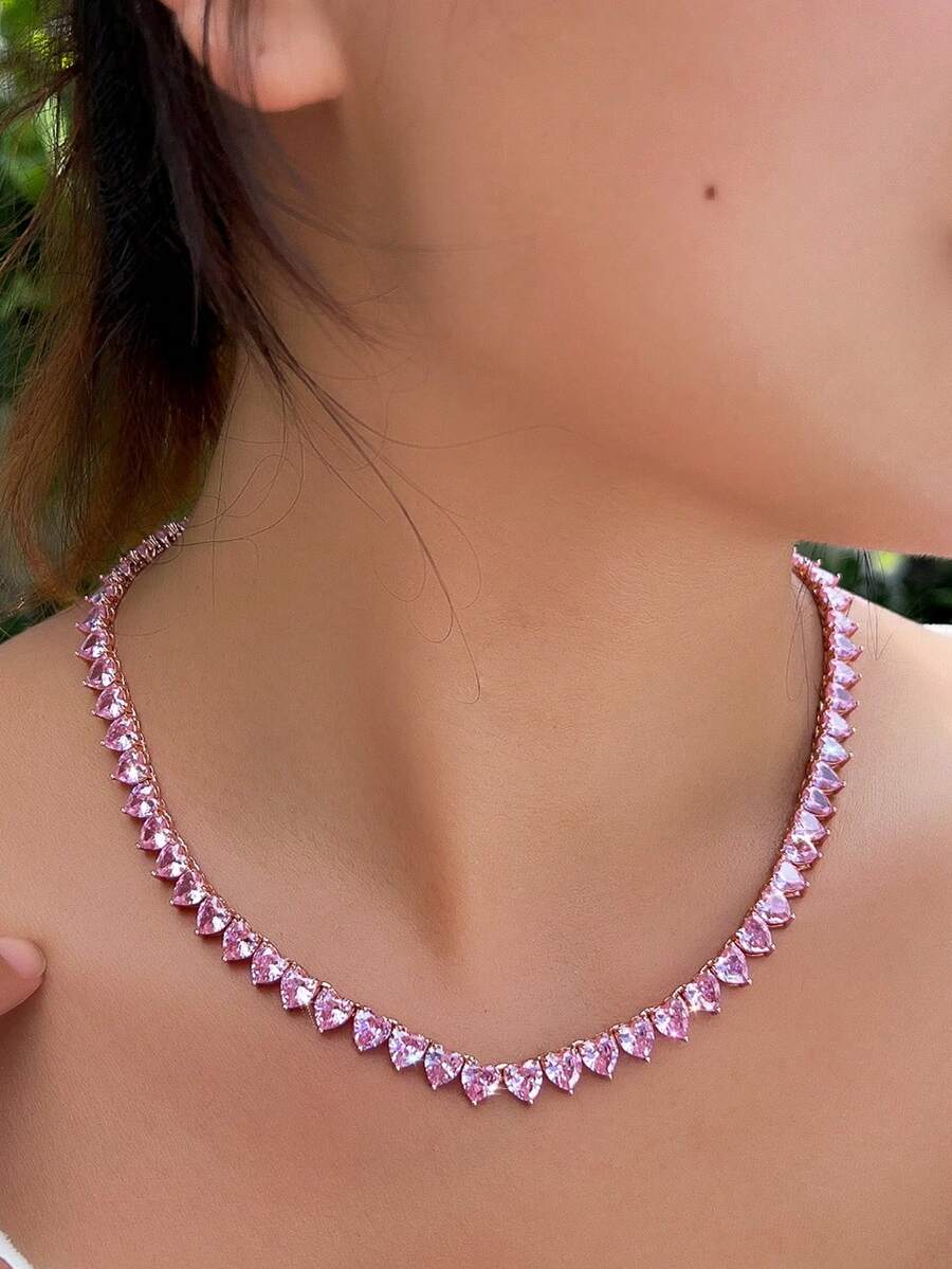 1 chiếc dây chuyền hình trái tim đính đá Cubic Zirconia màu hồng lấp lánh, thích hợp trang trí tiệc đính hôn và đám cưới cho nữ.