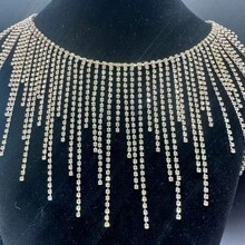1 yarda Colección de adornos de lujo con flecos de cadena de cristal, lentejuelas y aplicaciones florales de cristal brillante - Flecos, encaje, cadena de cristal, cadena de cristal y ribete de cristal para vestidos de novia, vestidos de noche, vaqueros, disfraces de escenario, ropa de novia, atuendos de graduación, cosplay, moda de festival y accesorios de decoración de ropa DIY - 90 centímetros - Ver 4