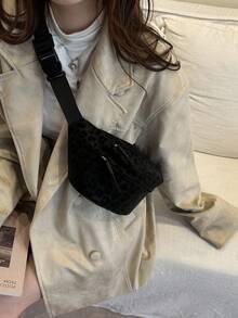 Fashionable Printed Women's Chest Bag, New Leopard Print Waist Bag, Large Capacity Commuter Crossbody Bag - Black - View 6