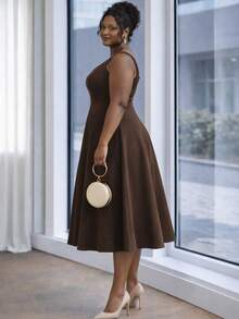 Elegant Green Dress With Defined Waist – Sophisticated And Stylish - Café integral - Ver 3