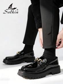 Salkin 新款英伦风设计师男士一脚蹬乐福鞋，复古气息，价格实惠，高端质感，柔软舒适，圆头，优雅正式皮鞋，亮面漆皮，厚底，适合休闲、约会、派对、婚礼、新郎、社交场合，春夏秋季。尺码偏小，请订购大一码。 - 黑色 - 查看 7