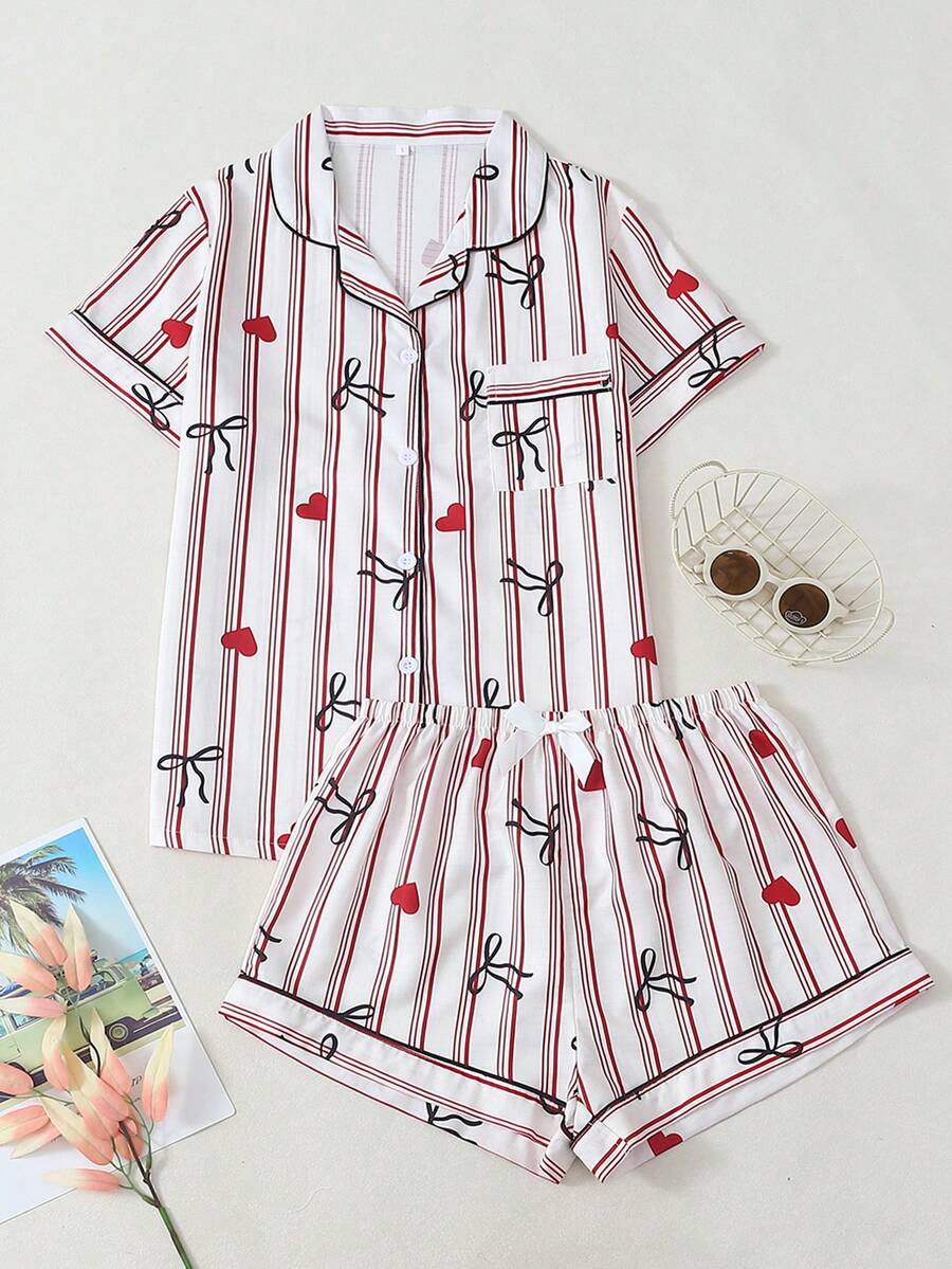 Bộ đồ ngủ nữ tay ngắn và quần short họa tiết sọc nơ và trái tim, chất liệu crepe phồng, in hình. - Đỏ - Xem 1