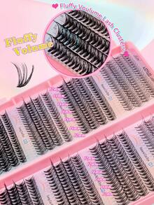 640件专业睫毛嫁接套装，包含睫毛、胶水、卸妆液和工具，让您在家轻松打造沙龙级美睫效果。这是一款专业的睫毛嫁接套装，让您在家轻松DIY沙龙级美睫。套装包含仿貂毛睫毛、强力胶水、卸妆液和精密工具，是DIY睫毛嫁接的理想之选。 - 黑色 - 查看 7