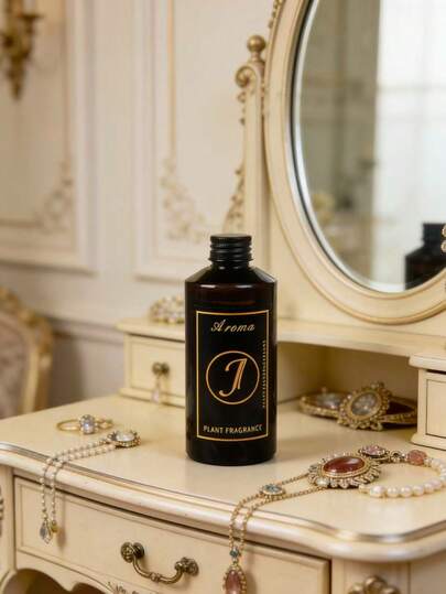 一瓶即可让您沉浸在柔和持久的香氛中，将您的家变成一个优雅的静谧之所。我们的高级香氛精油能为每个空间注入宁静与优雅，为您的日常生活增添精致奢华。家居装饰、客厅装饰、馈赠亲友、女性朋友的理想之选。