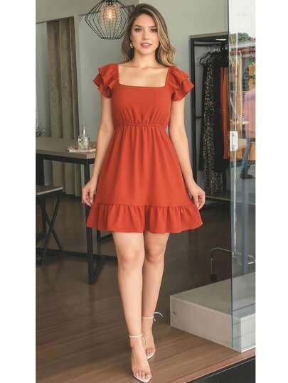 Vestido Corto Casual Con Olanes Y Manga Abullonada