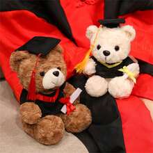 16厘米/25厘米可爱毕业学士制服泰迪熊和圣诞风格泰迪熊，柔软蓬松的毛绒玩具，适合装饰儿童房，也是圣诞节、毕业季、开学季、生日、新年、母亲节等特殊场合送给家人和朋友的礼物。 - 彩色 - 查看 10