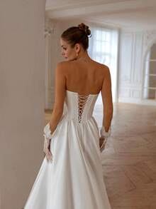 Regal Strapless Sweetheart Illusion Lace Appliqué Corset Satin Ballgown Wedding Dress(No Gloves), Wedding Dresses For Bride, Elegant And Comfortable, Includes Plus Sizes, Bridal Gown, Formal Dresses For Women, Suitable For Wedding, Party, After-Party Dress, Cocktail Party, Bride, Party Dress, Formal Occasions, Dinner Dress, Prom Dress, Birthday Party, Celebration, Gala, Festival, Ceremony, Graduation, Homecoming Dress, Vacation, White - 白色 - 查看 3