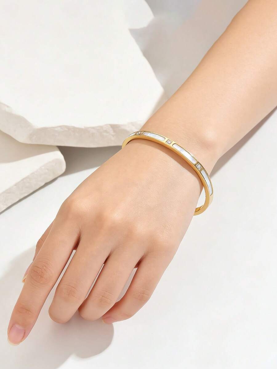 1 pieza Brazalete de acero inoxidado con baño de oro y concha blanca de diseño exclusivo europeo y americano - Pulsera de conchas marinas - Ver 1