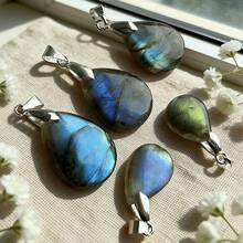5 PIEZAS Colgante de piedra natural, colgante de labradorita en forma de gota de agua, piedra lunar con destello azul, destellos de colores para hacer joyas, DIY collares, accesorios de moda - Regalos perfectos para seres queridos (No incluye cuerda de cuero) - 5 piezas - Ver 3