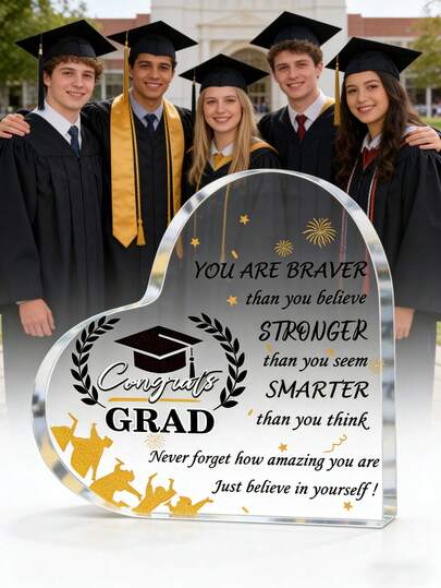 1件亚克力毕业礼物，心形励志毕业奖牌，配有毕业帽装饰，适合高中和大学毕业生，毕业庆祝纪念品，激励装饰，送给毕业生的最佳礼物，也是绝佳的派对装饰品。