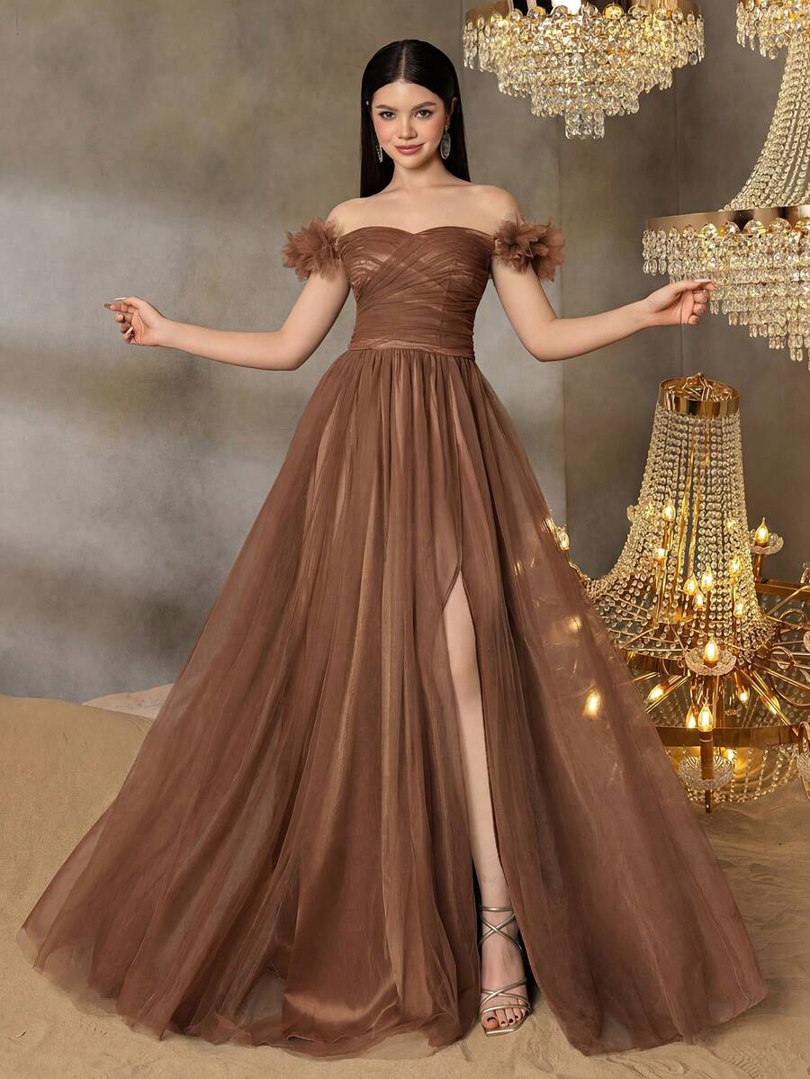 Vestido de graduación de tul Alisa&Leo para adolescentes - Diseño con hombros descubiertos y fruncidos con decoración floral esponjosa, con lazo y falda de tul con capas, adecuado para bailes escolares, fiestas de cumpleaños y otras ocasiones formales para adolescentes - Café integral - Ver 1