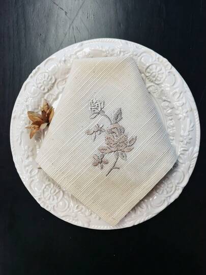 1 pieza/4 piezas Servilletas de cocina 100% poliéster, servilletas cuadradas de tela bordadas elegantes para restaurante, picnic, cafetería, fiesta, cita, boda, decoraciones interiores y exteriores