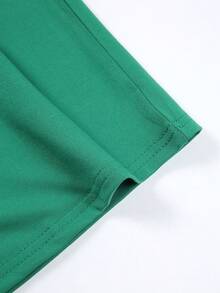 Disney Official Authorization | Women's Daily Casual Short Sleeve T‑Shirt With The Aristocats Theme Print. Lovely Print Of Marie With The Fun Slogan: "Ladies Don't Start Fights But They Can Finish Them", Full Of Girlish Charm. Made Of Opaque Fabric, Machine Washable, Versatile For Casual Wear, Suitable For Daily Outings And Matching Outfits With Best Friends. - 綠色 - 查看 5