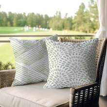 2 件装清新浅绿色几何纹理印花抱枕套【不含枕芯】，尺寸 45*45 厘米（17.7*17.7 英寸），【单面印花】，涤纶材质，水彩 V 形水滴图案抱枕套，适用于沙发、客厅、卧室、汽车、办公室、酒店、民宿装饰，是馈赠亲朋好友的完美礼物。 - 彩色 - 查看 6