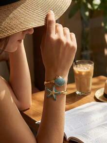 休闲时尚不对称海星贝壳手链，适合女性日常佩戴和海滩度假穿着 - 金色 - 查看 4